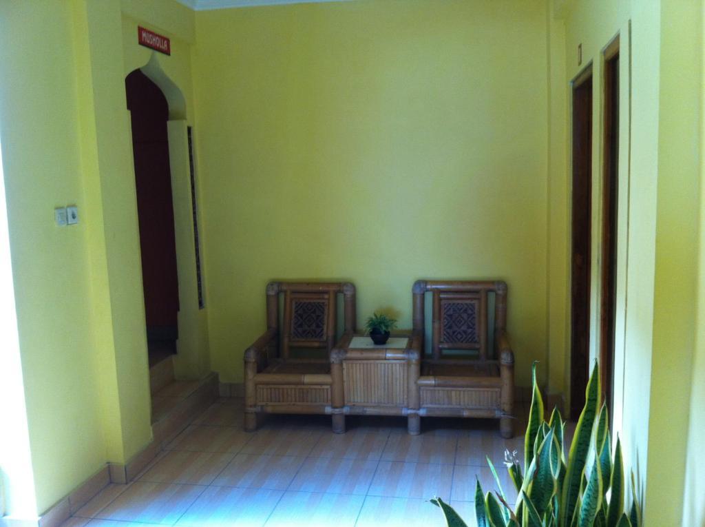 Hotel Adinda Parangtritis Bilik gambar