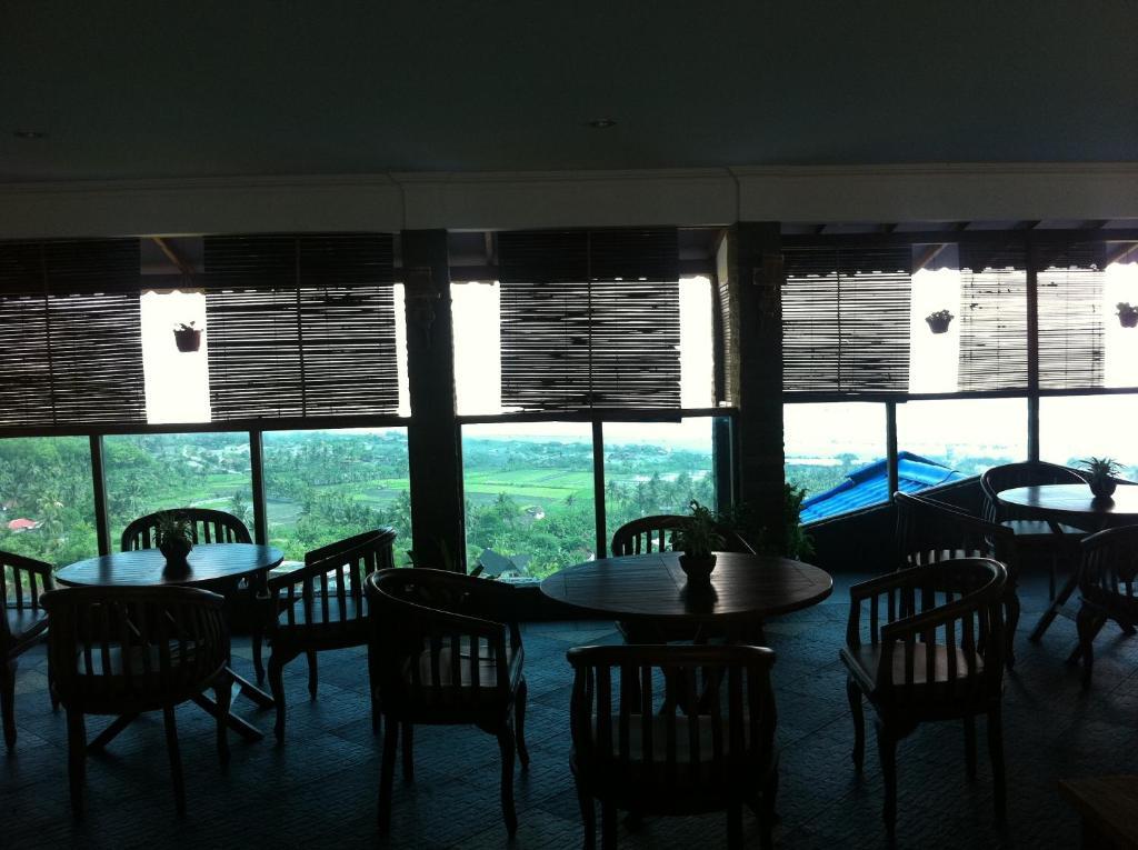 Hotel Adinda Parangtritis Luaran gambar