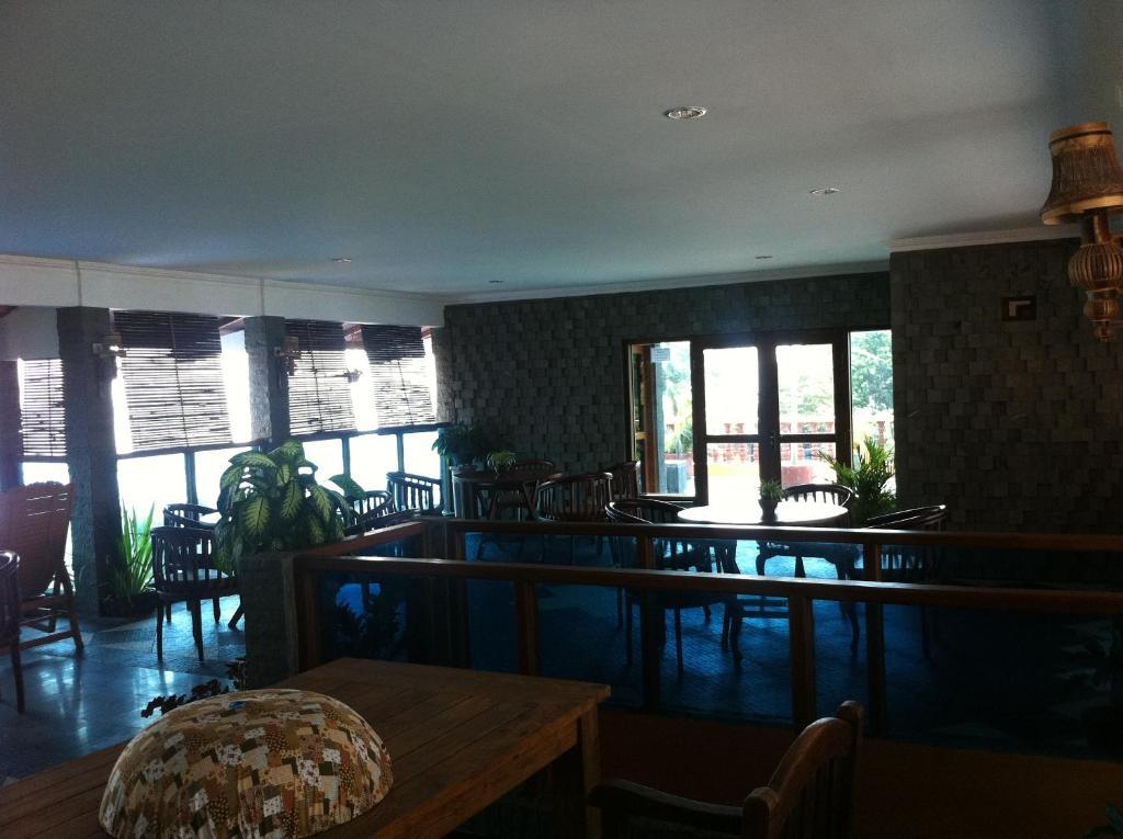 Hotel Adinda Parangtritis Luaran gambar